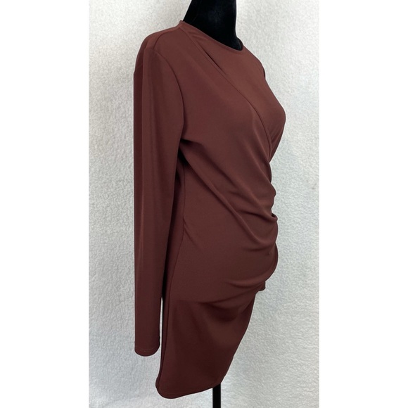 ZARA • Brown Keyhole Cutout Long Sleeve Bodycon Mini Dress - Picture 7 of 16